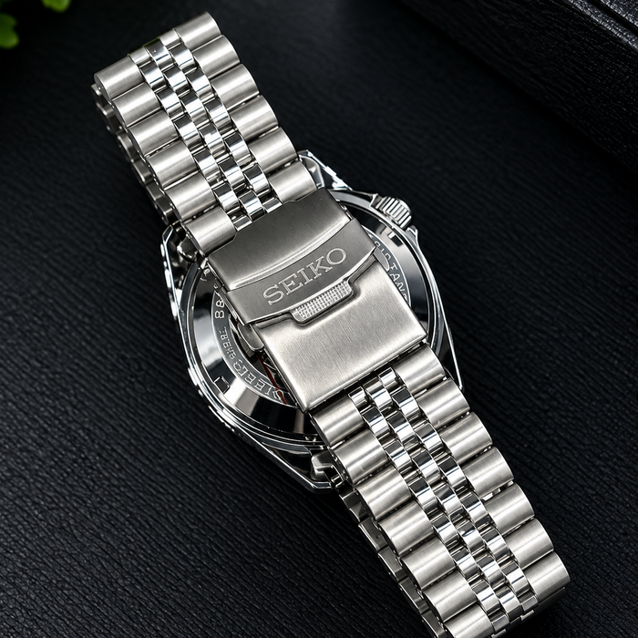 *Seiko 5 Sports GMT Movement Like Automatic