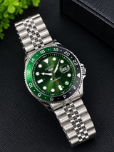 *Seiko 5 Sports GMT Movement Like Automatic