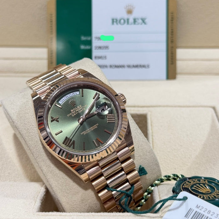 ROLE_X OYSTER PERPETUAL DAY DATE 40 BATTERY