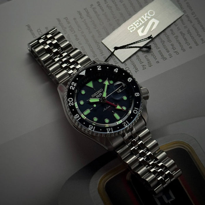*Seiko 5 Sports GMT Movement Like Automatic