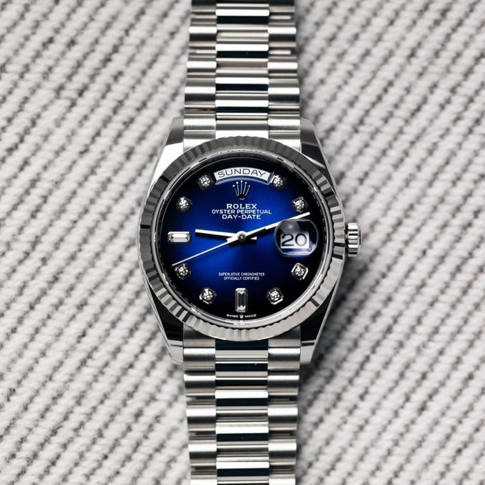 Ro_l*x White Gold Day_date with Stunning Blue Om_bre Diamond Dial Premium Quality Luxury Watch for Men luxurytimepiece.shop
