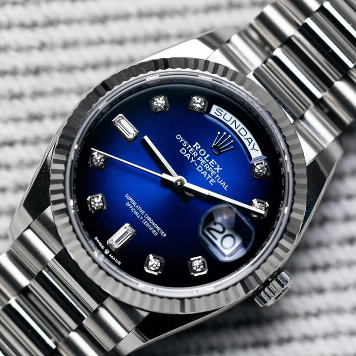 Ro_l*x White Gold Day_date with Stunning Blue Om_bre Diamond Dial Premium Quality Luxury Watch for Men luxurytimepiece.shop